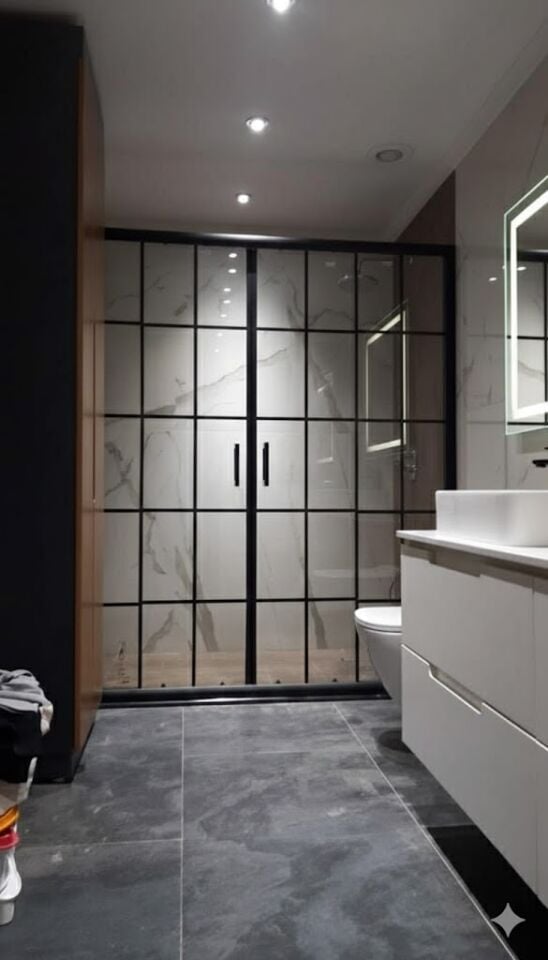 Siyah Profilli Duşakabin | Siyah Karolajlı Cam Duşakabin